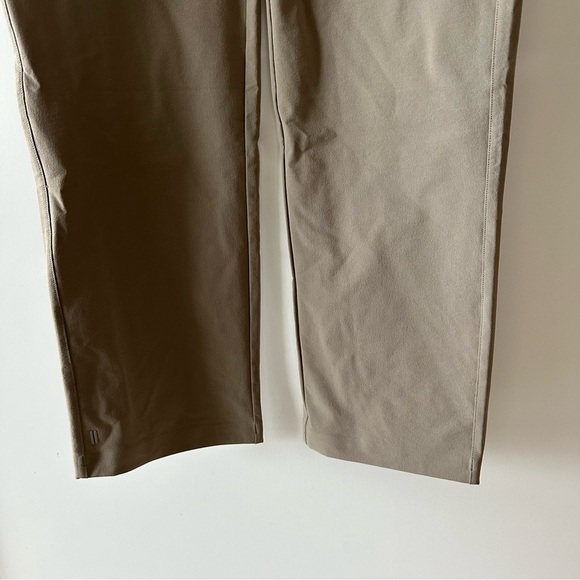 NOBULL • Golf Tour Tall Fallen Rock Pants - Picture 8 of 13